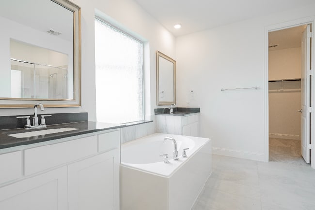Building Photo - 8209 Abellia Ct