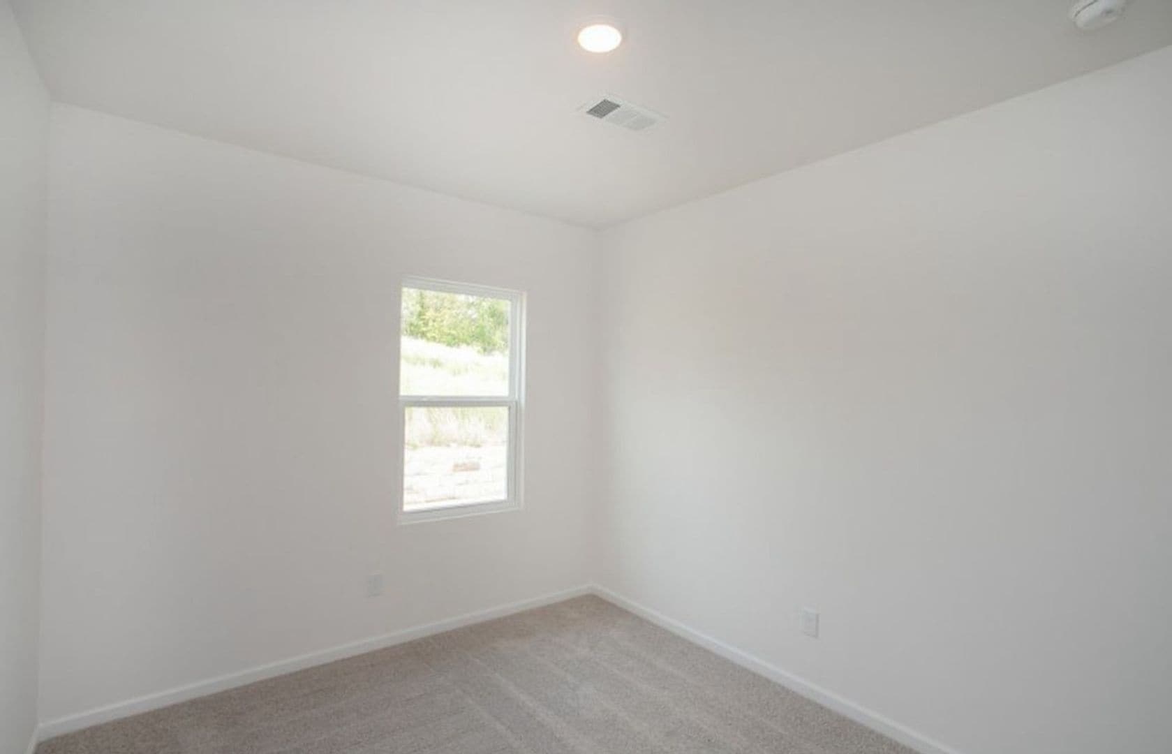 Building Photo - 448 Jet Strm Dr
