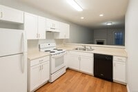 Building Photo - 557 Eastdale Rd S