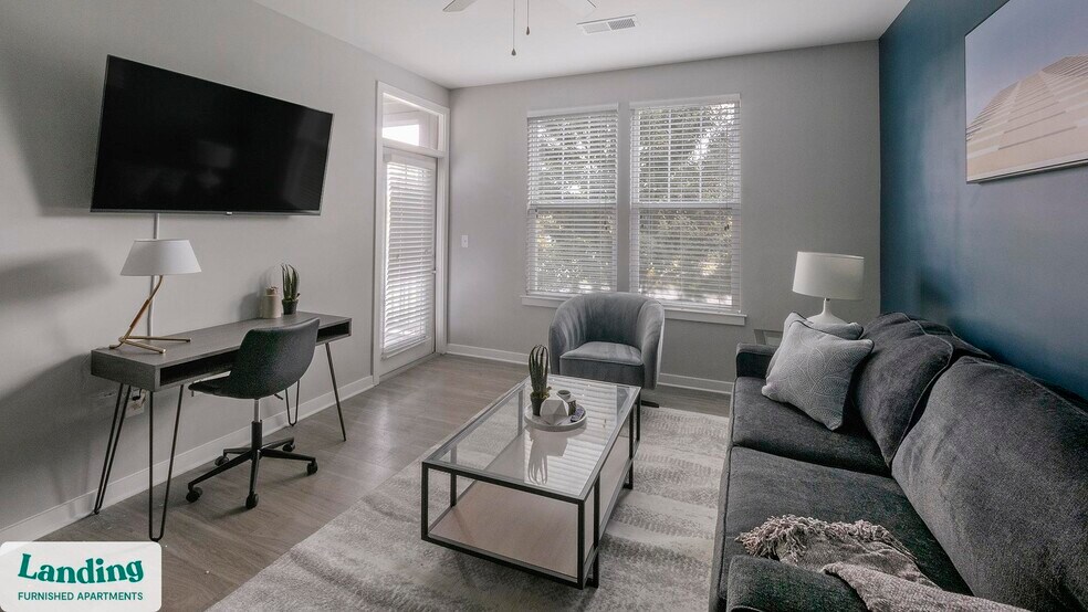 Building Photo - 115 Great Lawn Dr