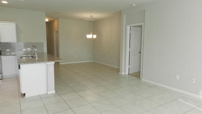 Building Photo - 9902 Baden Ln