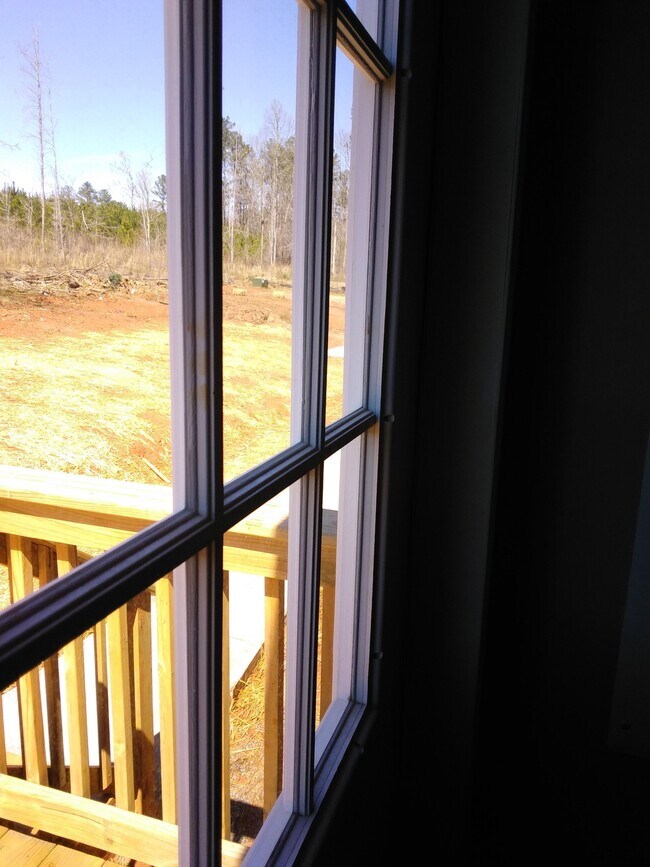 Building Photo - 818 W Grantville Rd