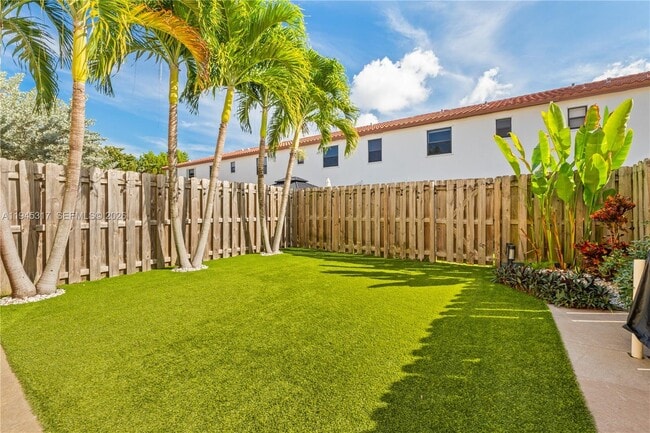 Building Photo - 17619 SW 153rd Path