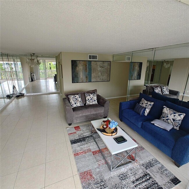 Building Photo - 7051 Environ Blvd