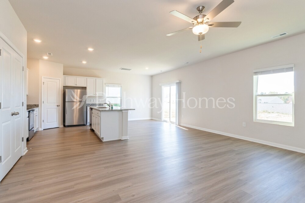 Building Photo - 2038 Transatlantic Ave