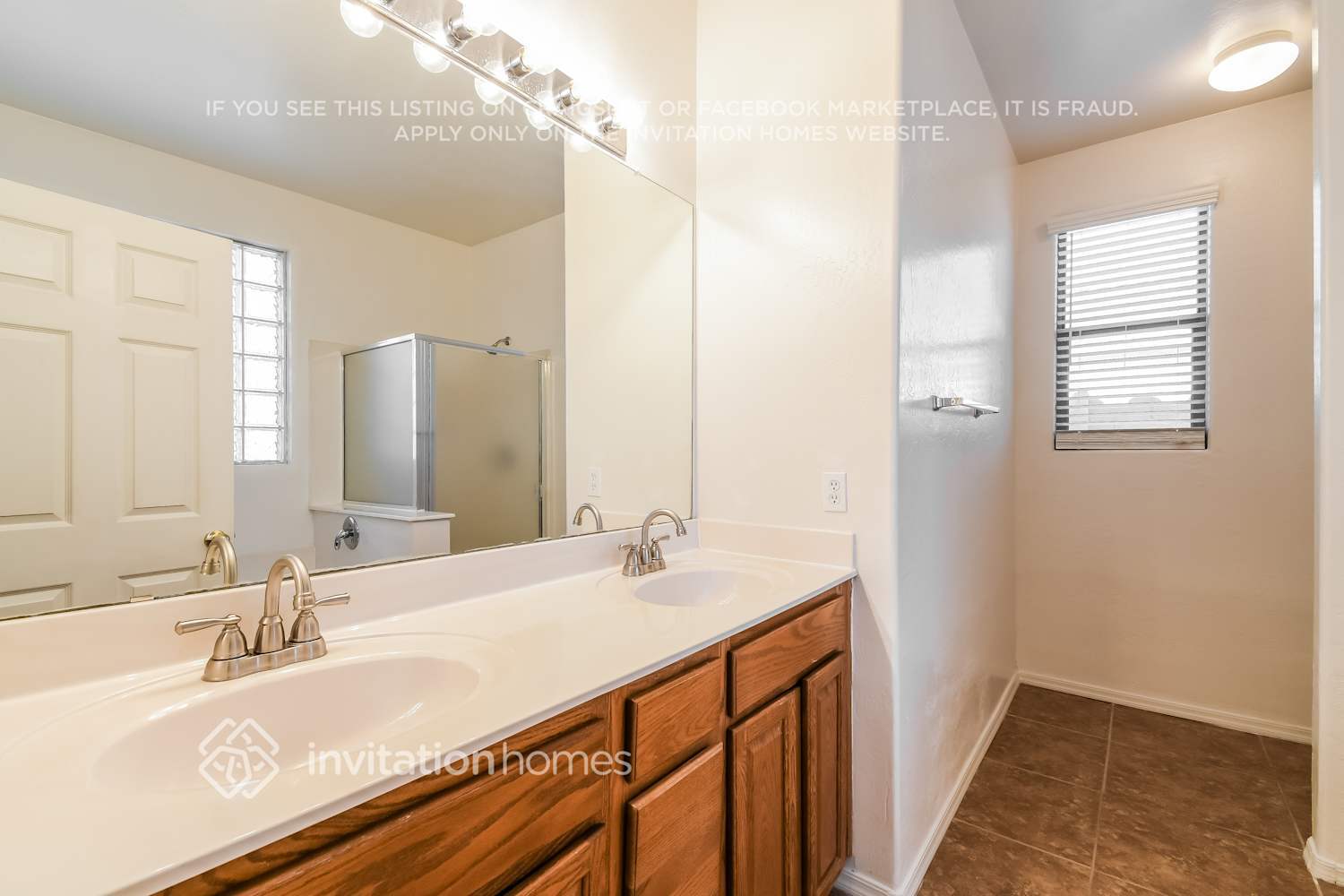Building Photo - 2186 W Agrarian Hills Dr