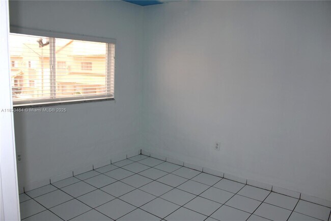 Building Photo - 2895 W 76th St