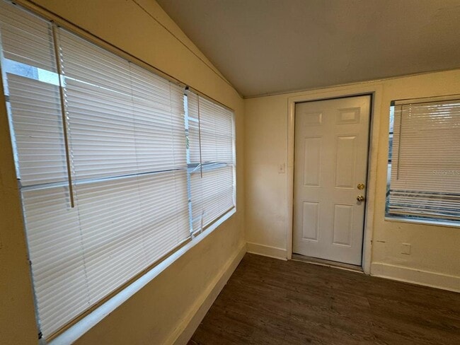 Building Photo - 4201 Cepeda St