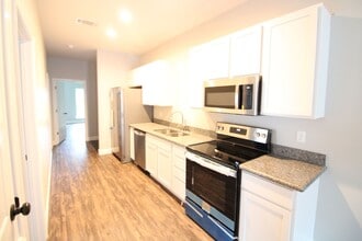 Building Photo - 308 Lacey Eden Ln