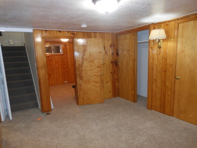 Building Photo - 3943-2075 2075 W St