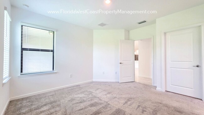 Building Photo - 6467 Silverstar Dr