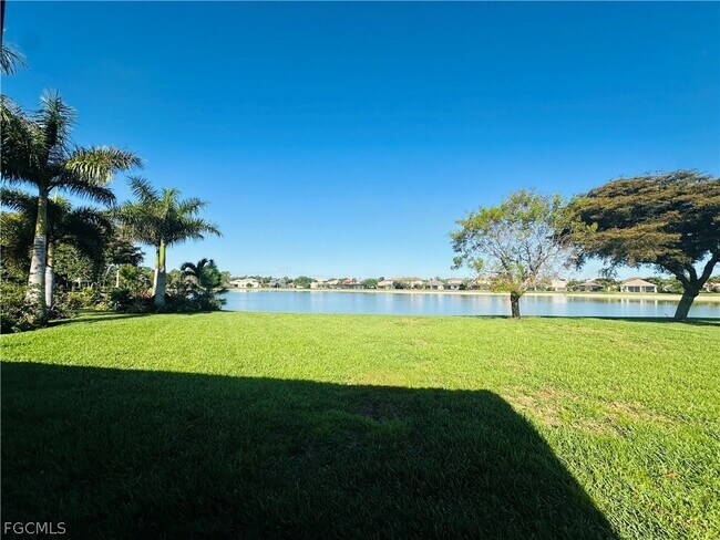 Building Photo - 12469 Pebble Stone Ct