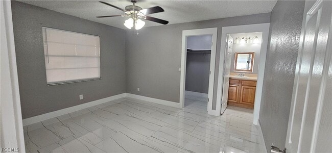 Building Photo - 606 SE 13th Ct