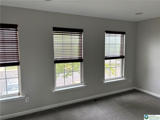 Building Photo - 1495 Artisan Ct