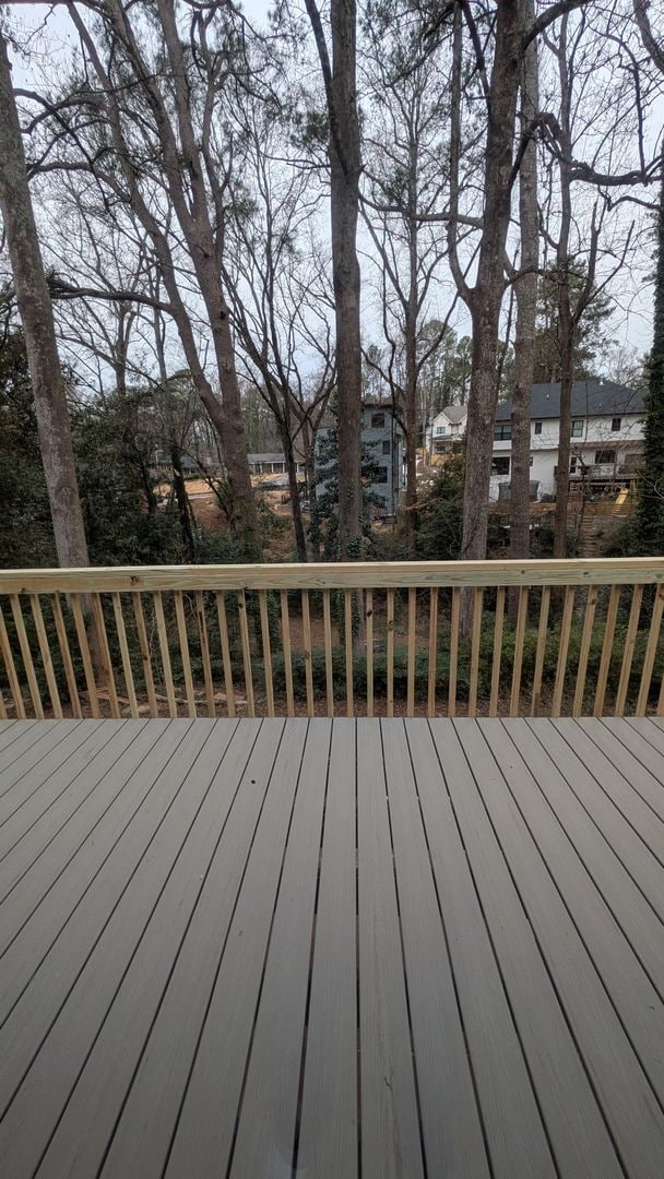 Building Photo - 1102 Rogeretta Dr NE