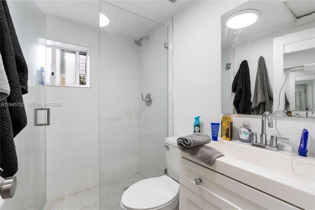 Building Photo - 5854 SW 62nd St