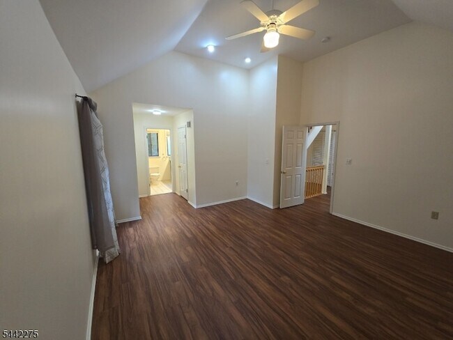 Building Photo - 41 Arbor Cir