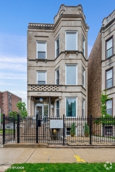 Building Photo - 4941 S Champlain Ave