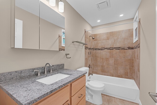 Building Photo - 1055 N Bluebonnet Ln