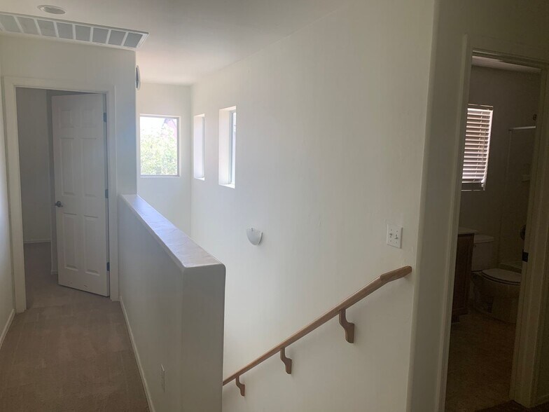 Building Photo - 7635 E Ocotillo Overlook Dr