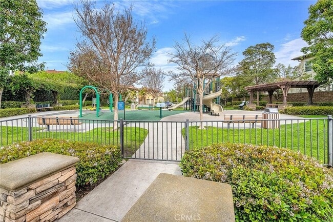 Building Photo - 8001 S Ocean Bluff Dr