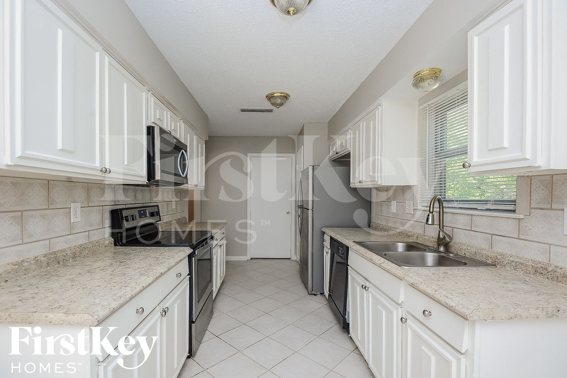 Building Photo - 1626 Glenhill Ln