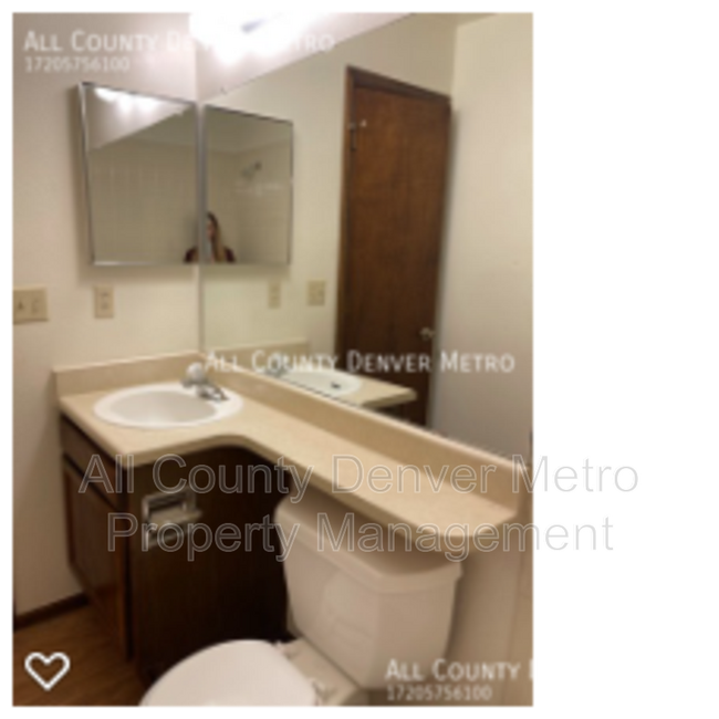 Building Photo - 8396 W 87th Dr