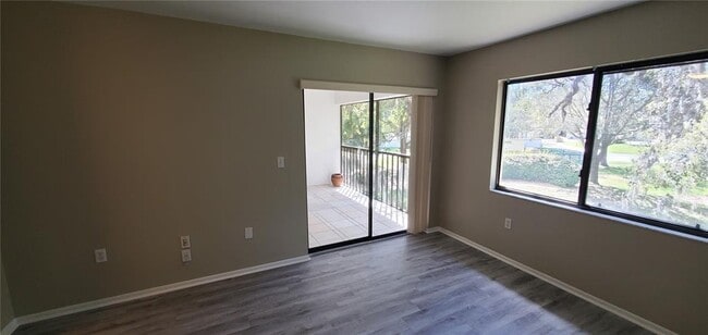 Building Photo - 7866 Eagle Creek Dr