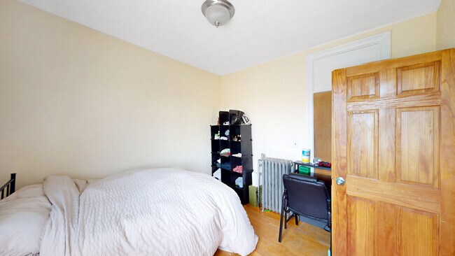 Building Photo - 86 Hammond St