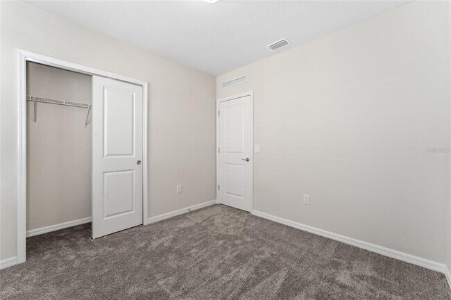 Building Photo - 3633 Cambridge Brk Dr