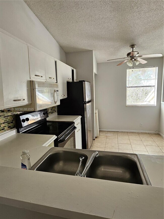 Building Photo - 2511 NW 56th Ave