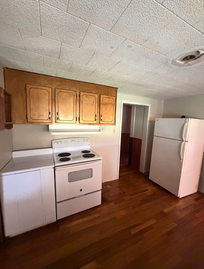 Building Photo - 1380 County Rd 15