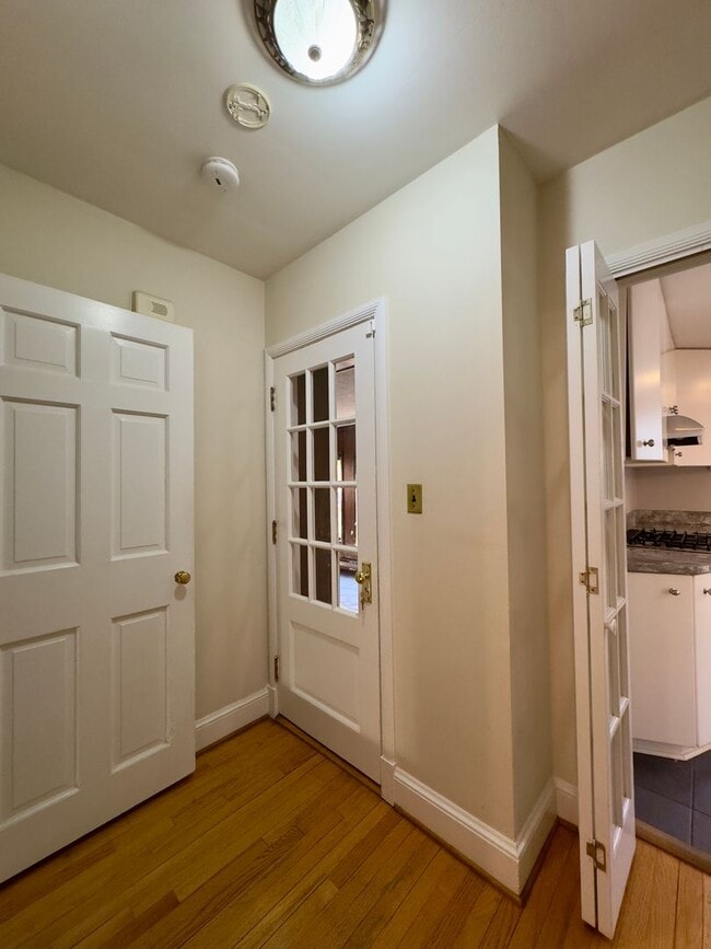 Building Photo - Charming 4 Bedroom/3.5 Bathroom Detached Home in Homeland, MD!