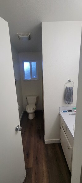 Building Photo - 2201 Happy Ct