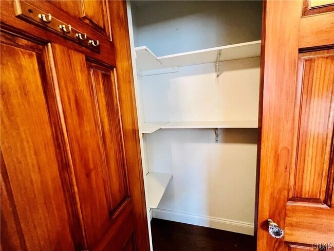 Building Photo - 130 East Ave