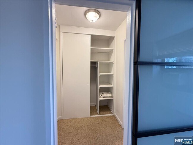 Building Photo - 3091 Edwin Ave