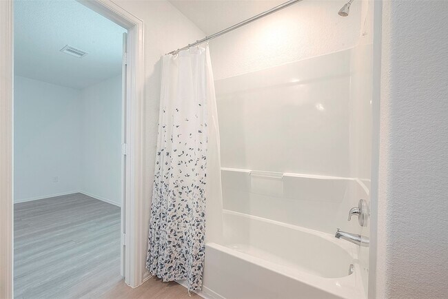 Building Photo - 26714 Wilderye Cv Ln