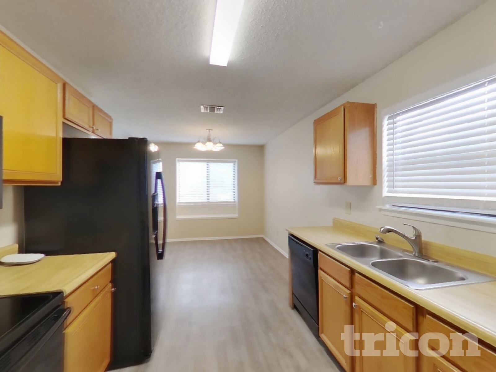 Building Photo - 13923 Flairwood St