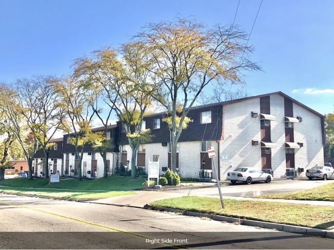 Right Side Front - Burkhardt Valley Apartments