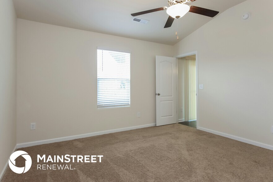 Building Photo - 118 Pillow Ln