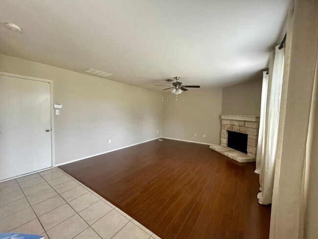 Building Photo - House for Lease in Frisco area -- 3 Bedrooms/3 Baths