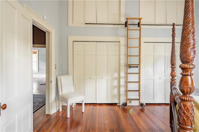 Building Photo - 152 Rivertown Rd