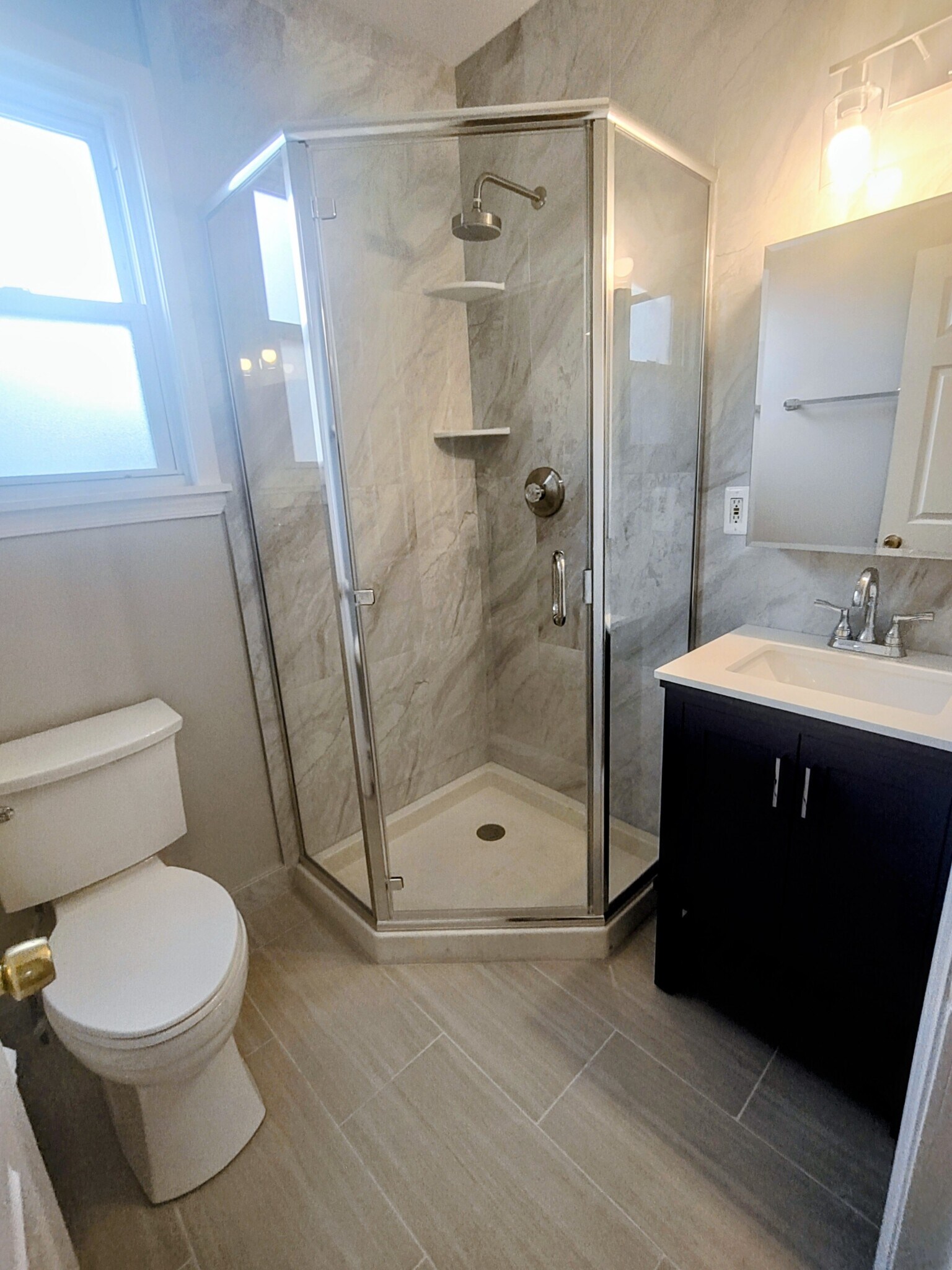 Building Photo - 110 Franklin St