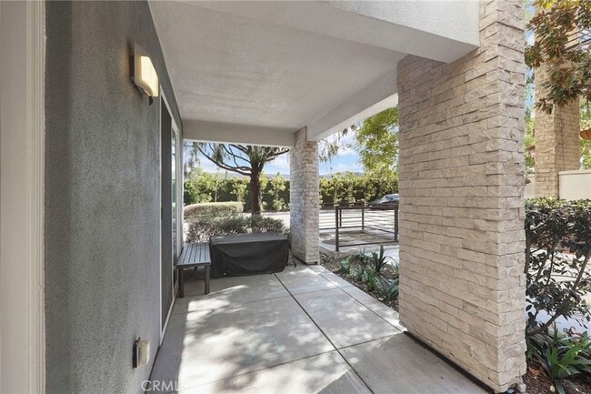 Building Photo - 711 Brooklyn Dr
