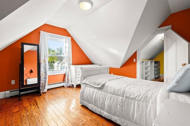 Building Photo - 101 Beach St