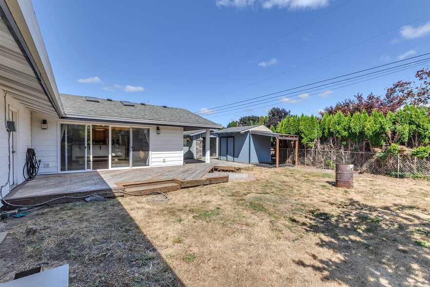 Building Photo - 2827 17th Ave