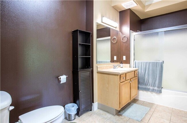 Building Photo - One Bedroom + Office, First floor unit