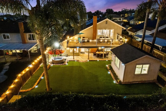 Building Photo - 13075 Old West Ave