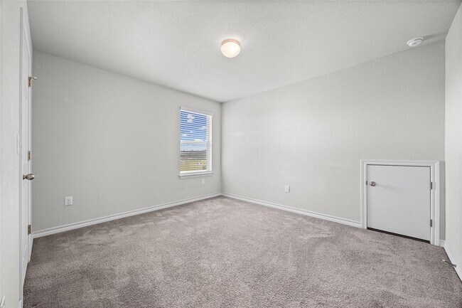 Building Photo - 11924 Gilleland Ln