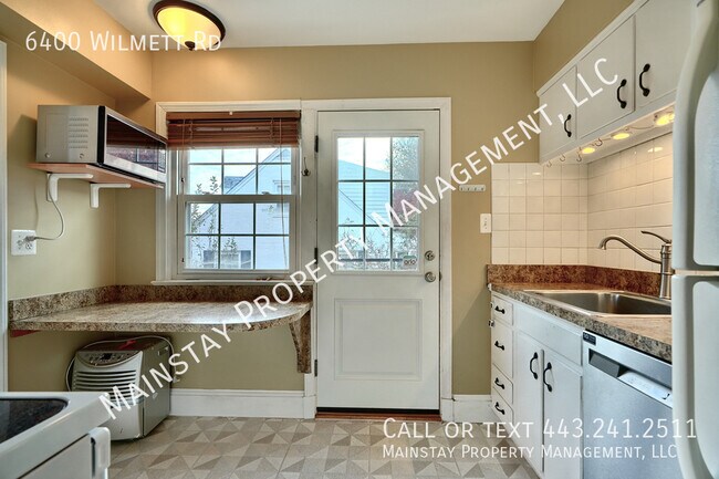 Building Photo - 6400 Wilmett Rd